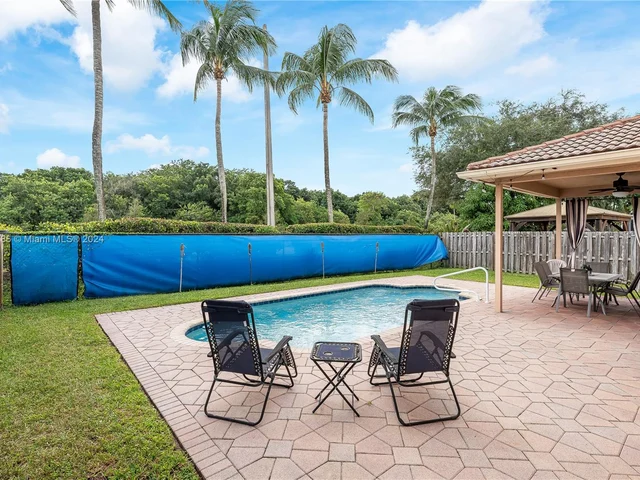 4978 Pebblebrook Ter, Coconut Creek FL 33073