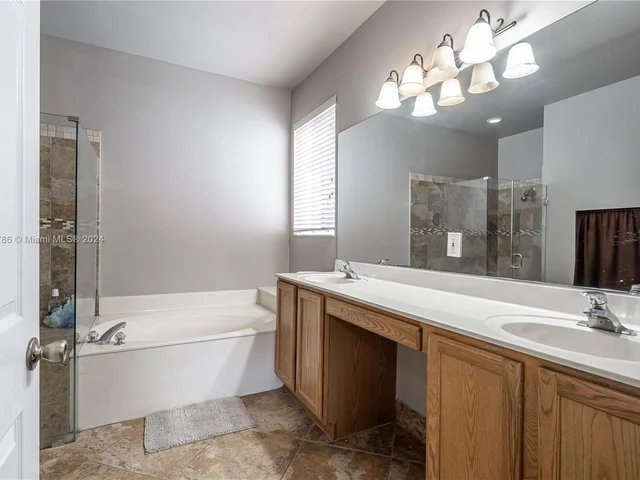 4978 Pebblebrook Ter, Coconut Creek FL 33073