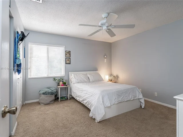 4978 Pebblebrook Ter, Coconut Creek FL 33073