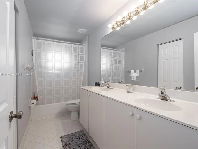 4978 Pebblebrook Ter, Coconut Creek FL 33073