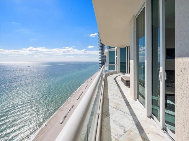 16047 Collins Ave # 2602, Sunny Isles Beach FL 33160