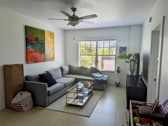 934 Michigan Ave # 309, Miami Beach FL 33139