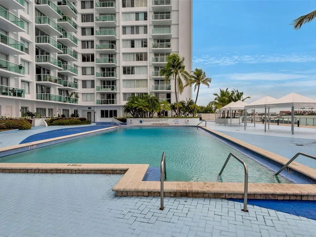 1000 West Ave # 430, Miami Beach FL 33139