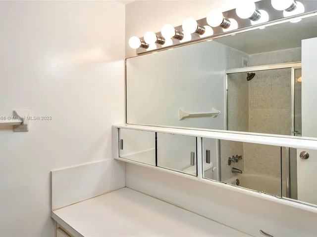 1000 West Ave # 430, Miami Beach FL 33139