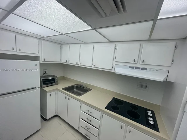 1000 West Ave # 430, Miami Beach FL 33139