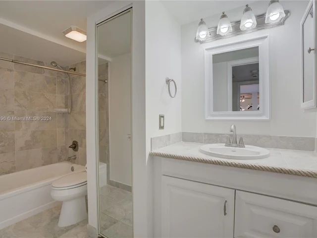 2313 23rd Lane, Palm Beach Gardens FL 33418