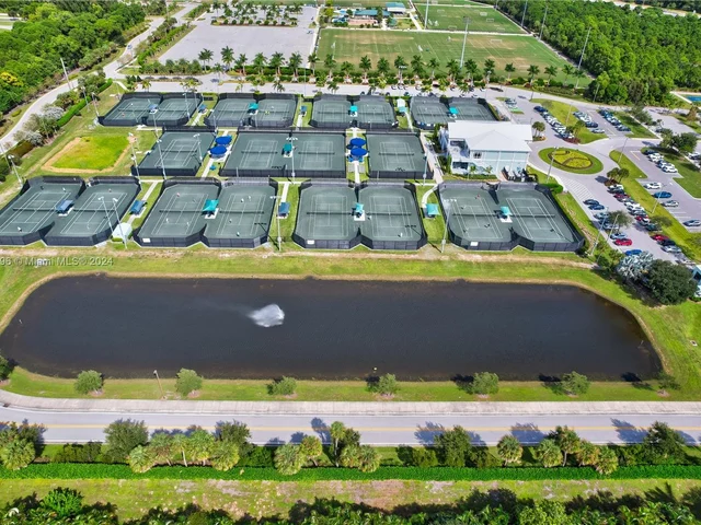 2313 23rd Lane, Palm Beach Gardens FL 33418