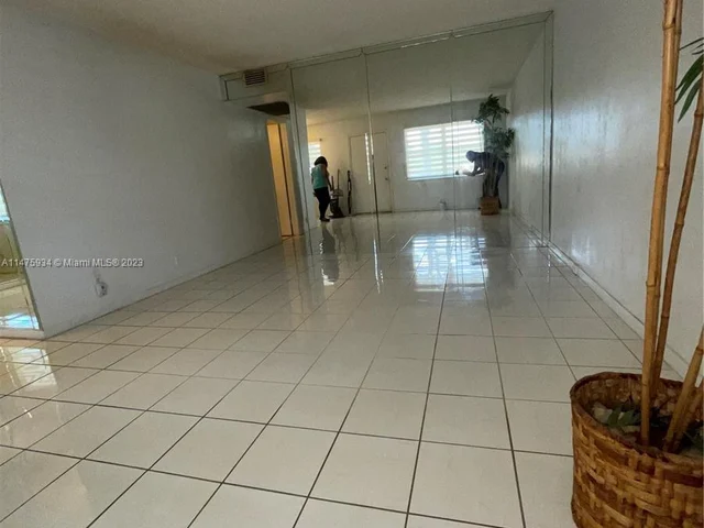 400 SW 134th Way # 205F, Pembroke Pines FL 33027