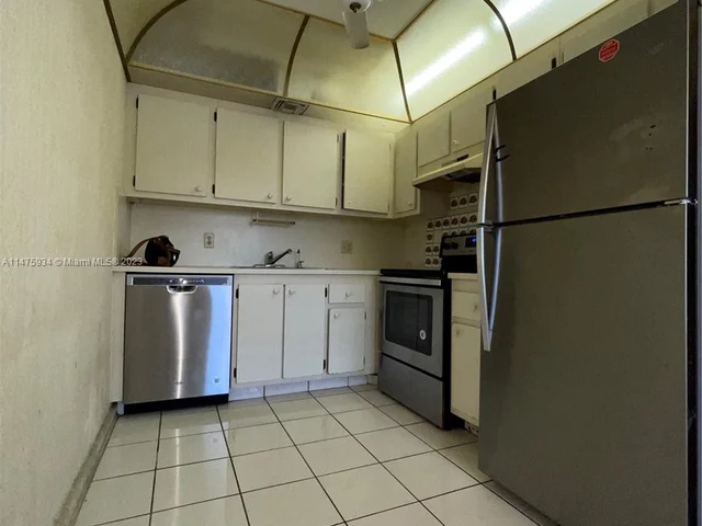 400 SW 134th Way # 205F, Pembroke Pines FL 33027