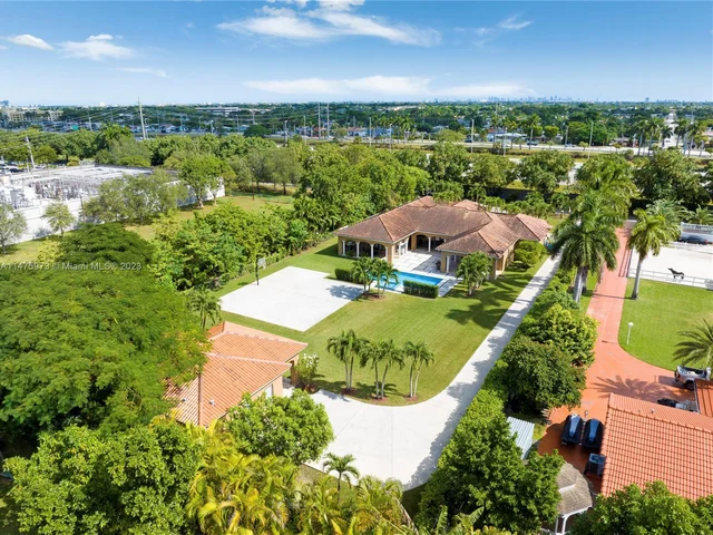 4430 SW 118th Ave, Miami FL 33175