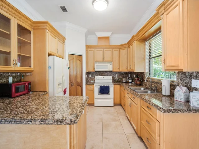 4430 SW 118th Ave, Miami FL 33175