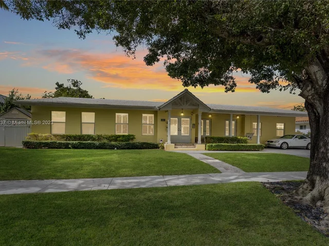 13000 Coronado Dr, North Miami FL 33181