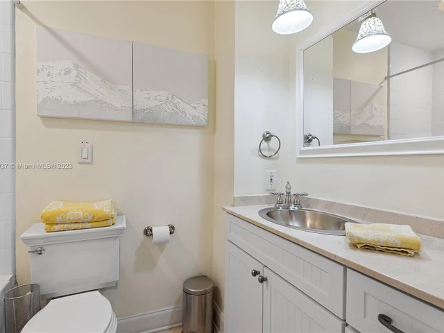 13000 Coronado Dr, North Miami FL 33181