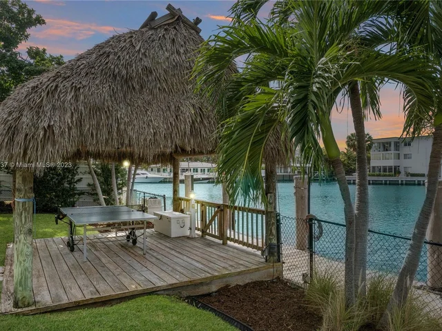 13000 Coronado Dr, North Miami FL 33181