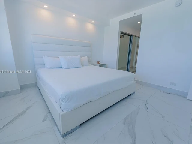 5601 Collins Ave # 1609, Miami Beach FL 33140