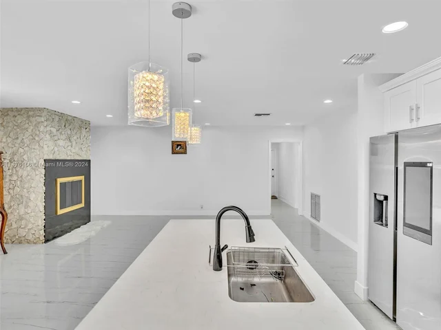 620 Sea Turtle Way, Plantation FL 33324