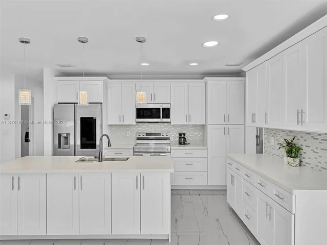 620 Sea Turtle Way, Plantation FL 33324