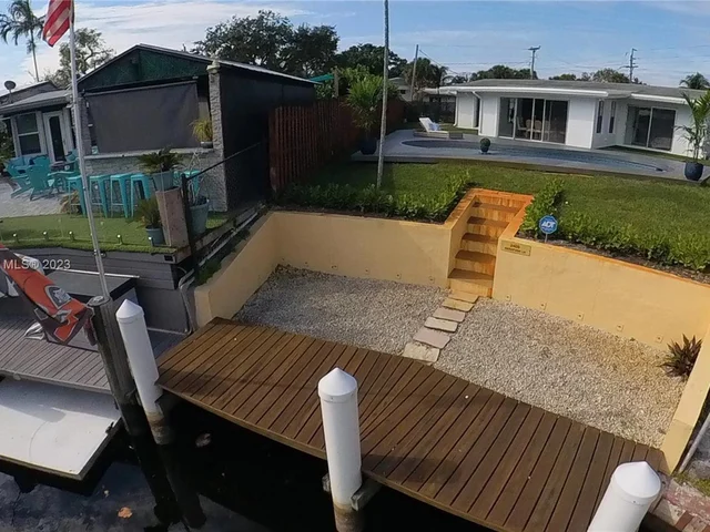 2406 Marathon Ln, Fort Lauderdale FL 33312