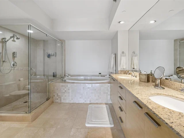 1830 S Ocean Dr # 4102, Hallandale Beach FL 33009