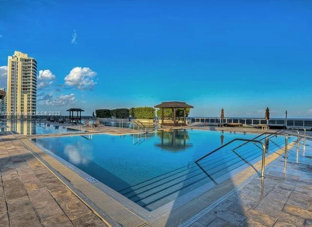 1830 S Ocean Dr # 4102, Hallandale Beach FL 33009