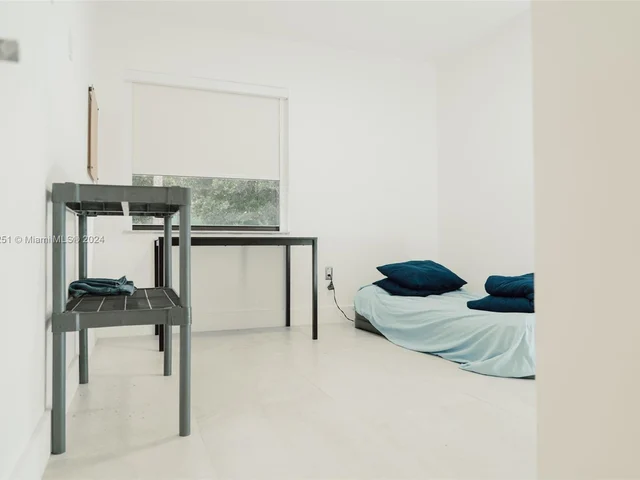 9443 Fontainebleau Blvd # 105, Miami FL 33172