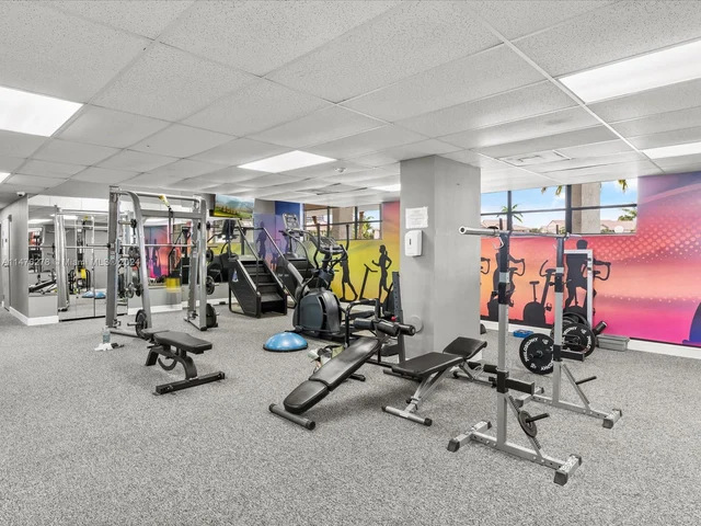 200 Leslie Dr # 329, Hallandale Beach FL 33009