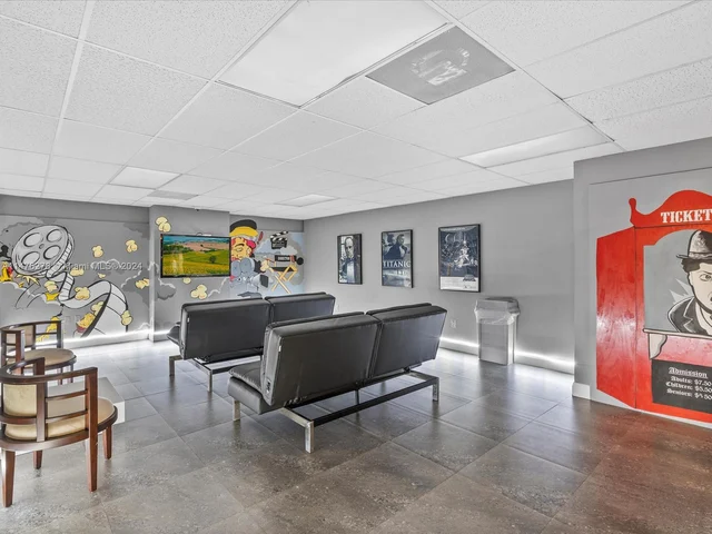 200 Leslie Dr # 329, Hallandale Beach FL 33009