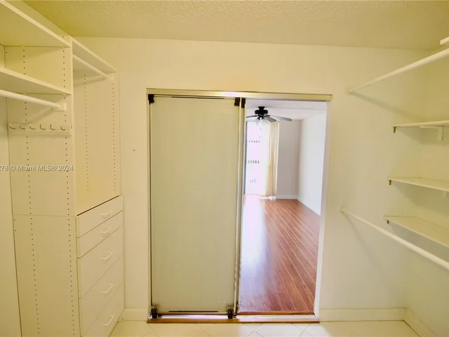 200 Leslie Dr # 329, Hallandale Beach FL 33009