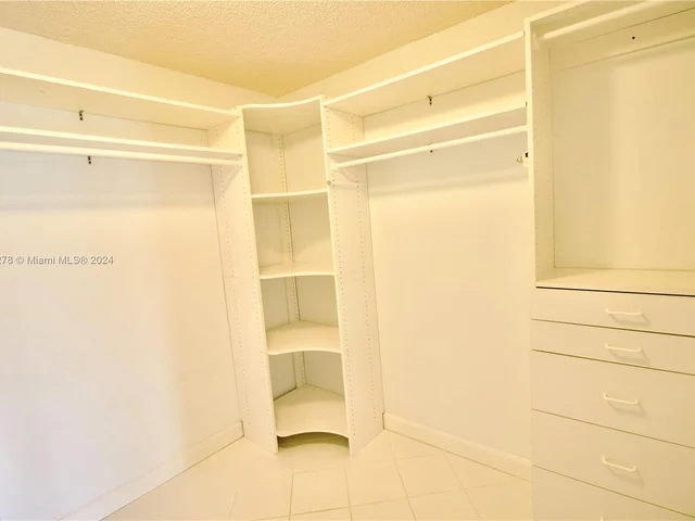 200 Leslie Dr # 329, Hallandale Beach FL 33009