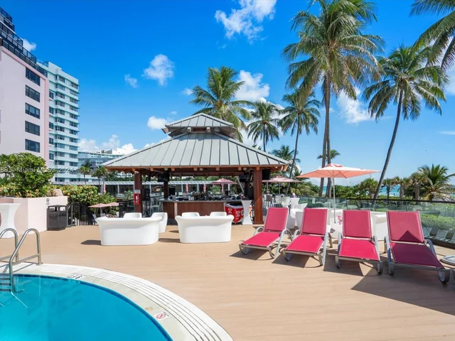 5225 Collins Ave # 910, Miami Beach FL 33140