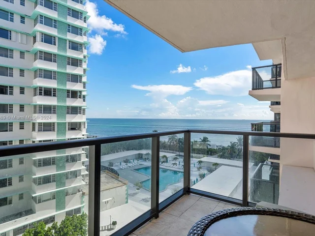 5225 Collins Ave # 910, Miami Beach FL 33140