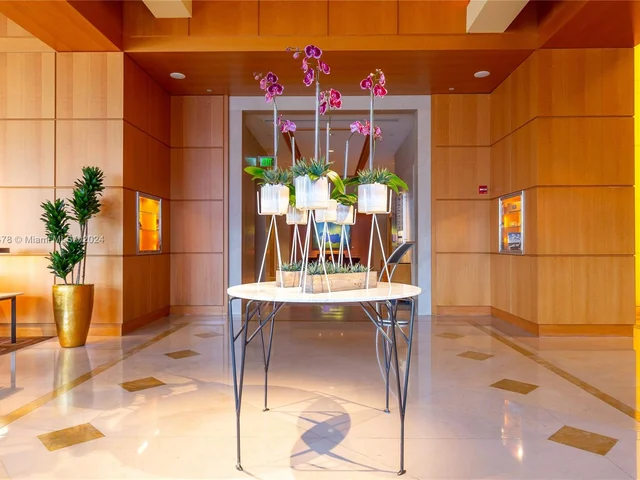 1425 Brickell Ave # 41A, Miami FL 33131