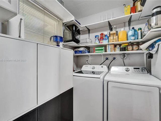 2402 SE 13th Ct, Pompano Beach FL 33062