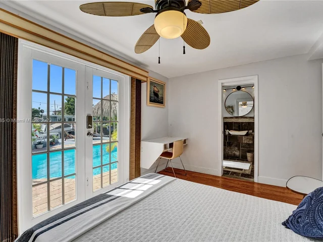 2402 SE 13th Ct, Pompano Beach FL 33062