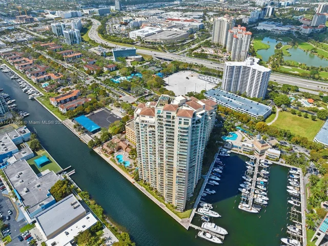 3330 NE 190th St # 717, Aventura FL 33180