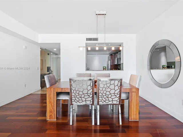 3330 NE 190th St # 717, Aventura FL 33180