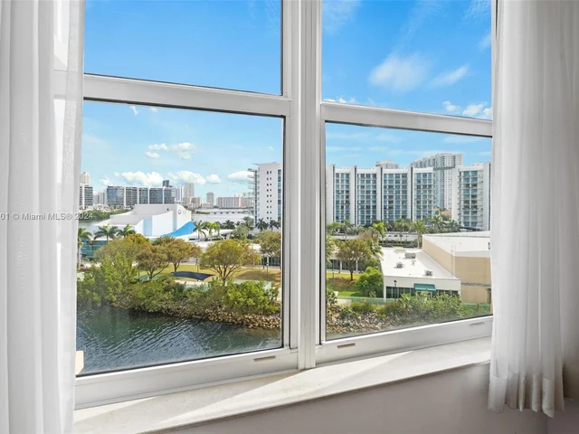 3330 NE 190th St # 717, Aventura FL 33180