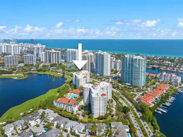 20000 E Country Club Dr # 314, Aventura FL 33180