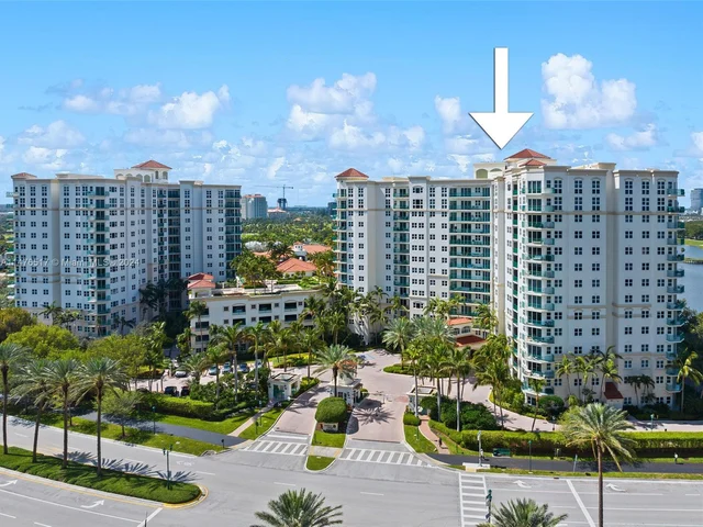 20000 E Country Club Dr # 314, Aventura FL 33180