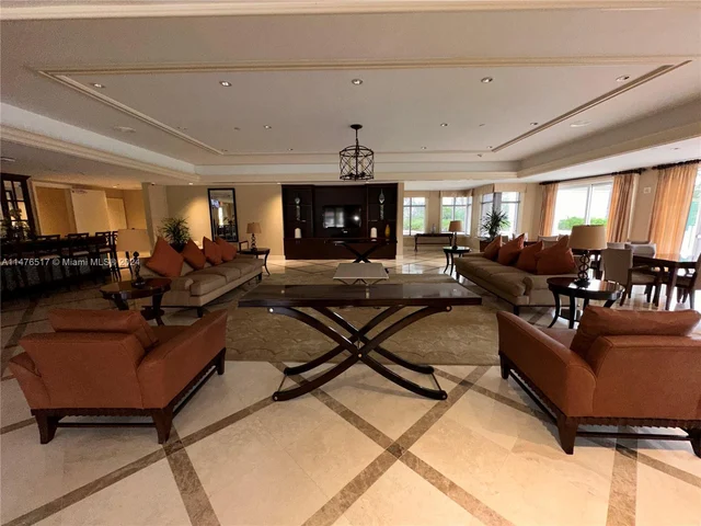 20000 E Country Club Dr # 314, Aventura FL 33180