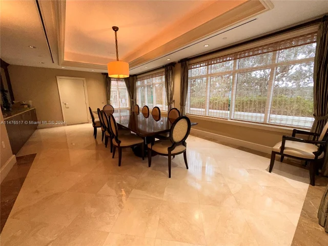 20000 E Country Club Dr # 314, Aventura FL 33180