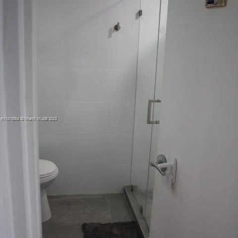 5700 Collins Ave # 16H, Miami Beach FL 33140