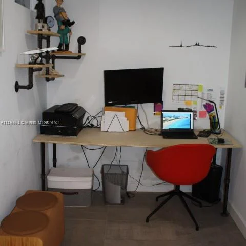 5700 Collins Ave # 16H, Miami Beach FL 33140