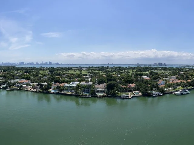 5700 Collins Ave # 16H, Miami Beach FL 33140