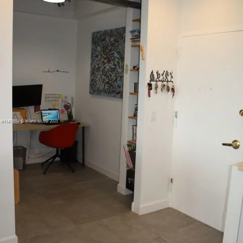 5700 Collins Ave # 16H, Miami Beach FL 33140