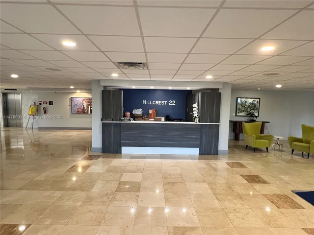 4350 Hillcrest Dr # 800, Hollywood FL 33021