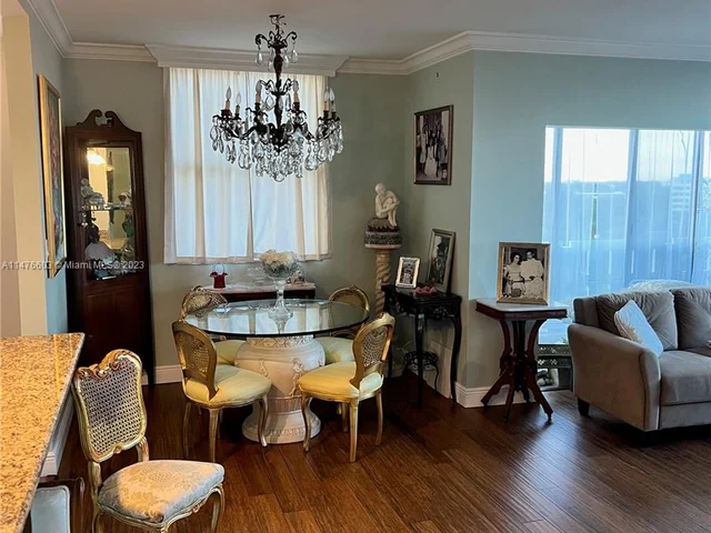 4350 Hillcrest Dr # 800, Hollywood FL 33021