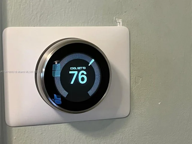 4350 Hillcrest Dr # 800, Hollywood FL 33021