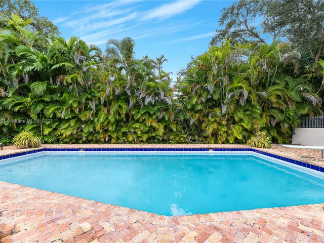 4300 Toledo St, Coral Gables FL 33146