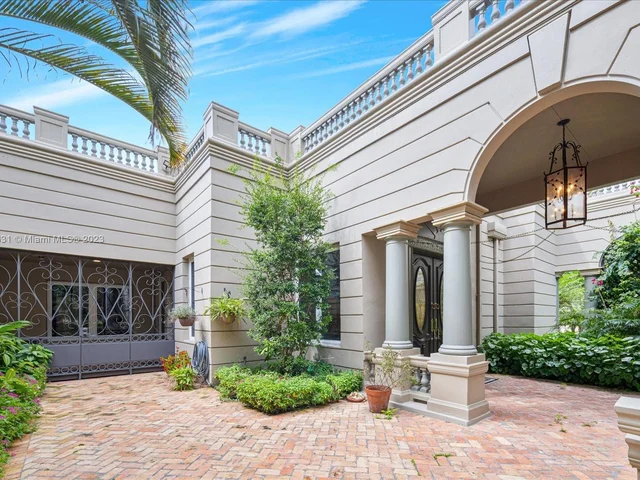 4300 Toledo St, Coral Gables FL 33146